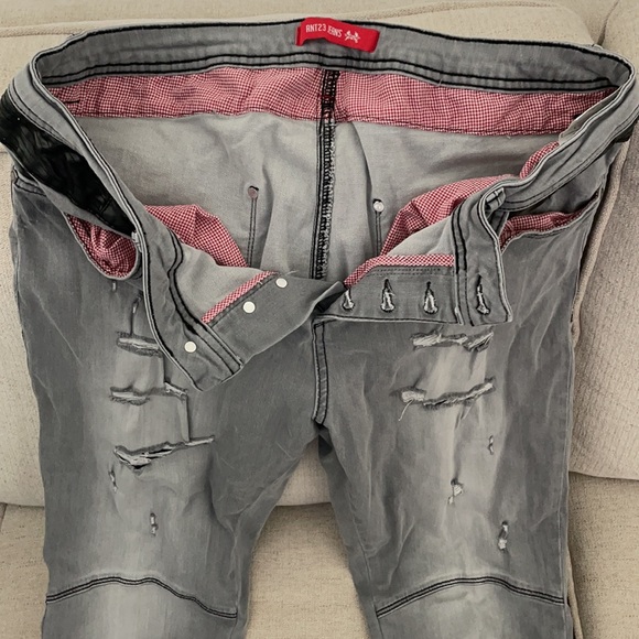 RNT23. Gray jeans. Worn a couple times. - Picture 2 of 3
